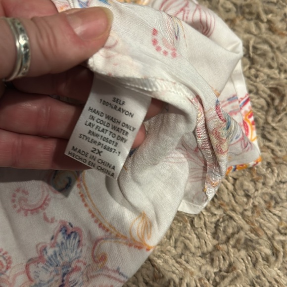 Top - Picture 6 of 6